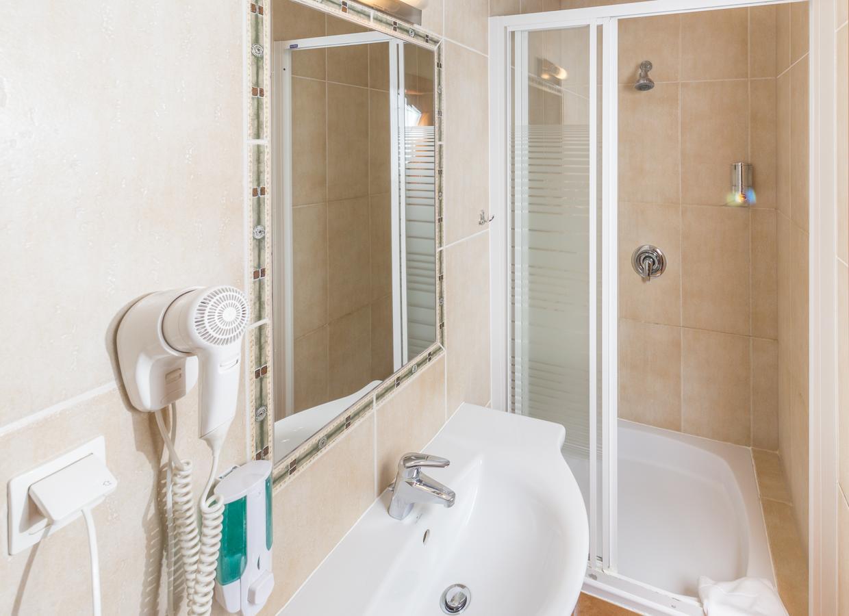 Hotel Bastion Kostrzyn nad Odra Bagian luar foto